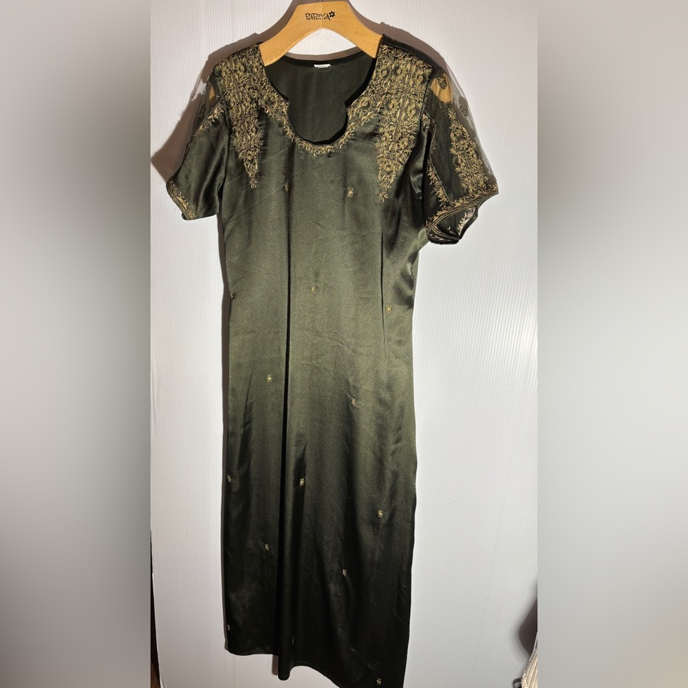 Green Embroidered Indian Kurta Dress Gold Formal Ethnic Midi DryCleanOnly Small